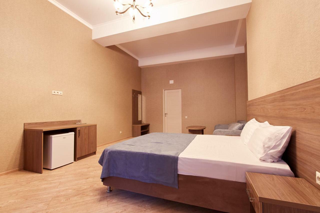 Old Gagra Hotel Εξωτερικό φωτογραφία