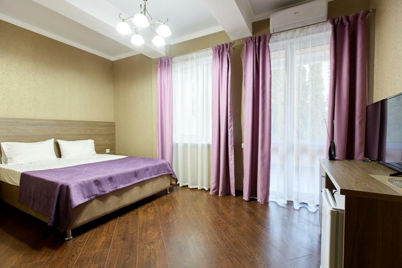 Old Gagra Hotel Εξωτερικό φωτογραφία
